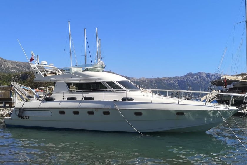 Marmaris Yate a motor Cabina 3  6  literas 12  invitados 14 m Número de anuncio: #29804
