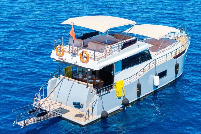 Fethiye Motoryat 2 kabin Konaklama 4 kişi Seyir 7 kişi 15 m İlan No: #29837 2