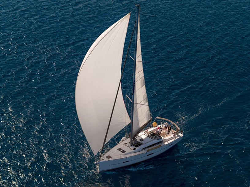 Šibenik Sailboat 4 cabin 10 berths 10 guests 14.15 m Listing Number: #2985