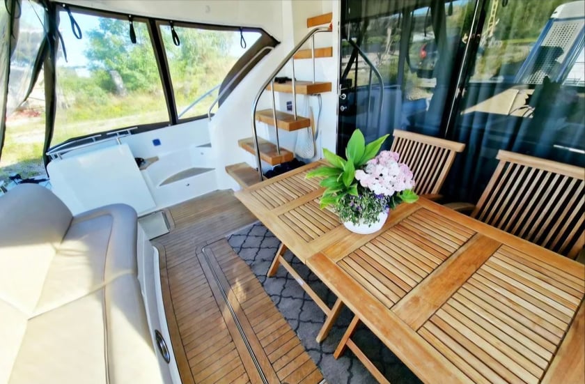 Izmir Motor Yacht   10 guests 14 m Listing Number: #29868 3