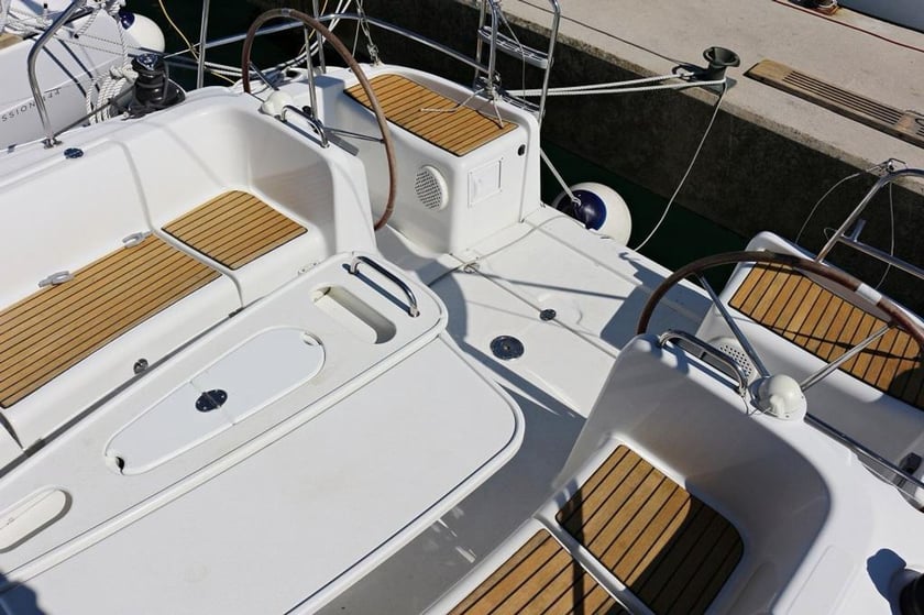 Kotor Sailboat 4 cabin 8 berths 8 guests 13.26 m Listing Number: #29872 5