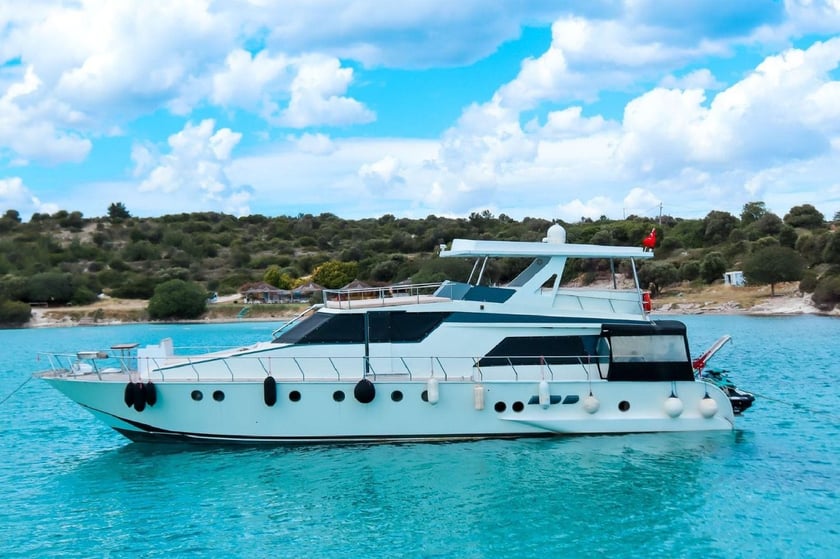 Izmir Yacht a motore  cuccette 6  12  ospiti 24 m Numero dell'inserzione: #29885 3
