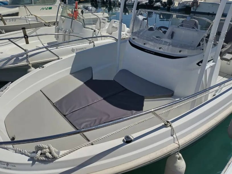 Saint-Quay-Portrieux Sürat Teknesi   Seyir 6 kişi 5.5 m İlan No: #29906 2