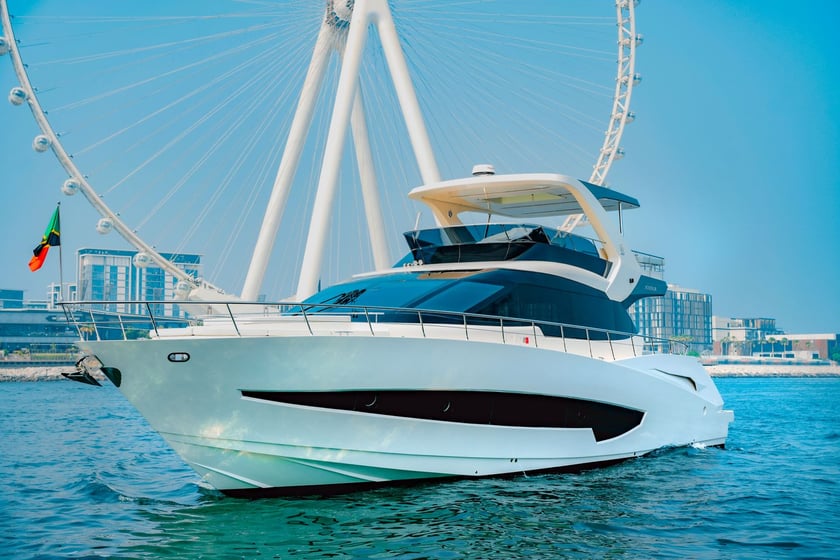 Dubái Yate a motor Cabina 1  2  literas 2  invitados 22.86 m Número de anuncio: #29938 3