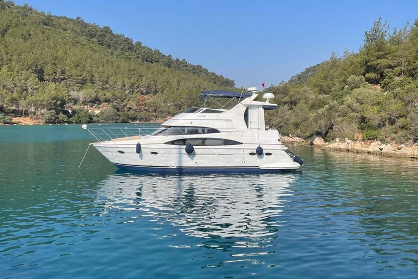 Didim Motoryacht 3 Kabine 6 Liegeplätze 6 Gäste 12 m Nummer des Inserats: #29941 2