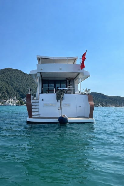 Fethiye Motorjacht Cabine 4  8  slaapplaatsen 8  gasten 25.8 m Lijstnummer: #29942 3
