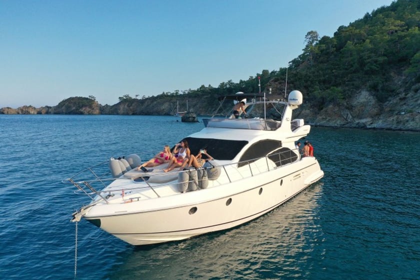 Kemer Motor Yacht 3 cabin 6 berths 8 guests 16 m Listing Number: #29953
