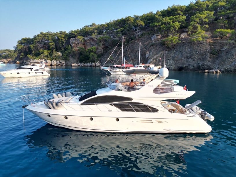 Kemer Motor Yacht 3 cabin 6 berths 8 guests 16 m Listing Number: #29953 4