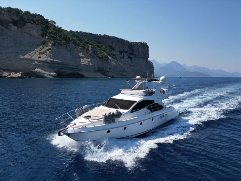 Kemer Motor Yacht 3 cabin 6 berths 8 guests 16 m Listing Number: #29953 3