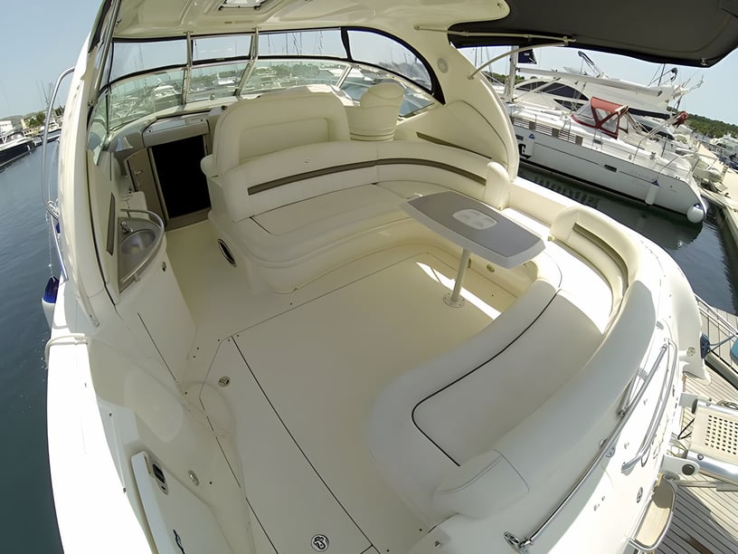 Sibenik Motorboot Cabine 2  6  slaapplaatsen 6  gasten 13.72 m Lijstnummer: #2997 5