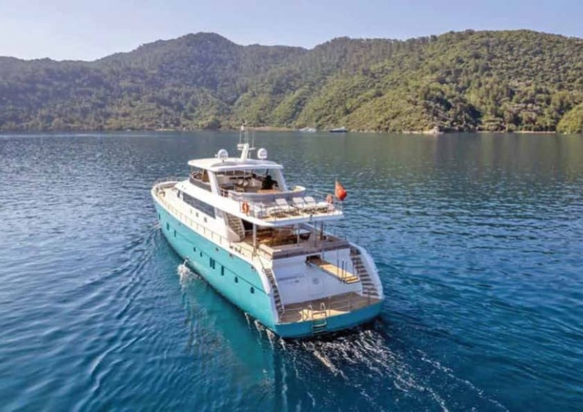 Marmaris Motorjacht Cabine 6  12  slaapplaatsen 12  gasten 39.2 m Lijstnummer: #29974 4