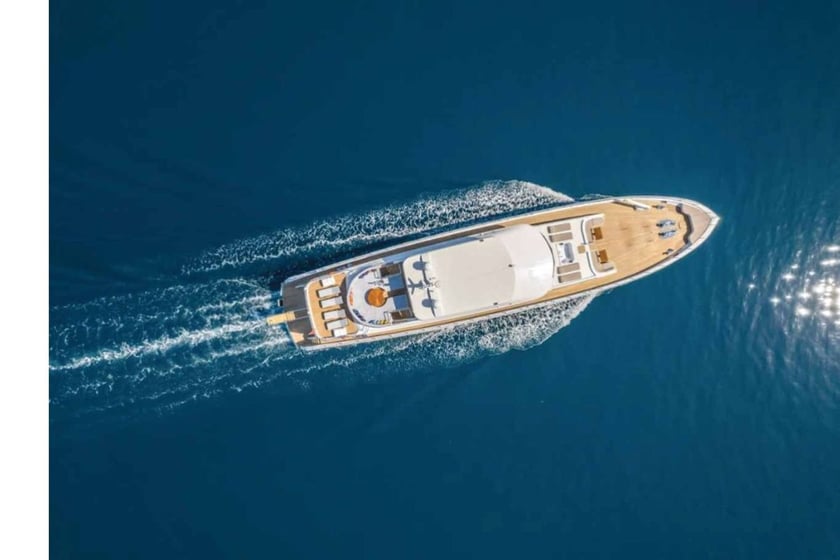 Marmaris Motorjacht Cabine 6  12  slaapplaatsen 12  gasten 39.2 m Lijstnummer: #29974