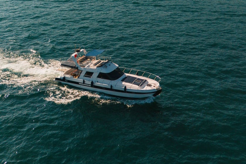 Haliç Motoryat 2 kabin  Seyir 9 kişi 15 m İlan No: #29983 5