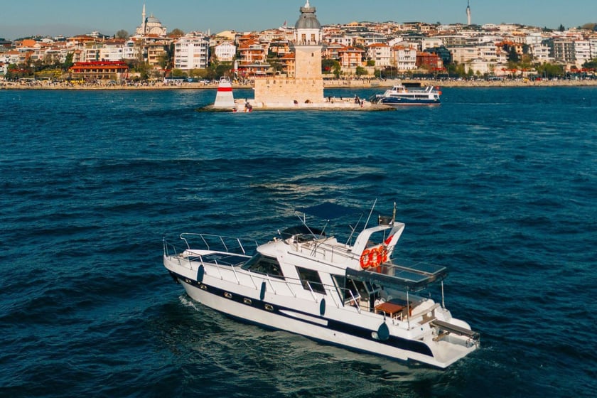 Haliç Motoryat 2 kabin  Seyir 9 kişi 15 m İlan No: #29983 2