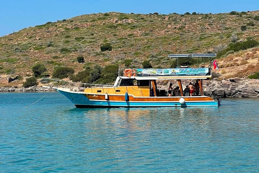 Çeşme Gulet   12  gasten 13.5 m Lijstnummer: #29994 4