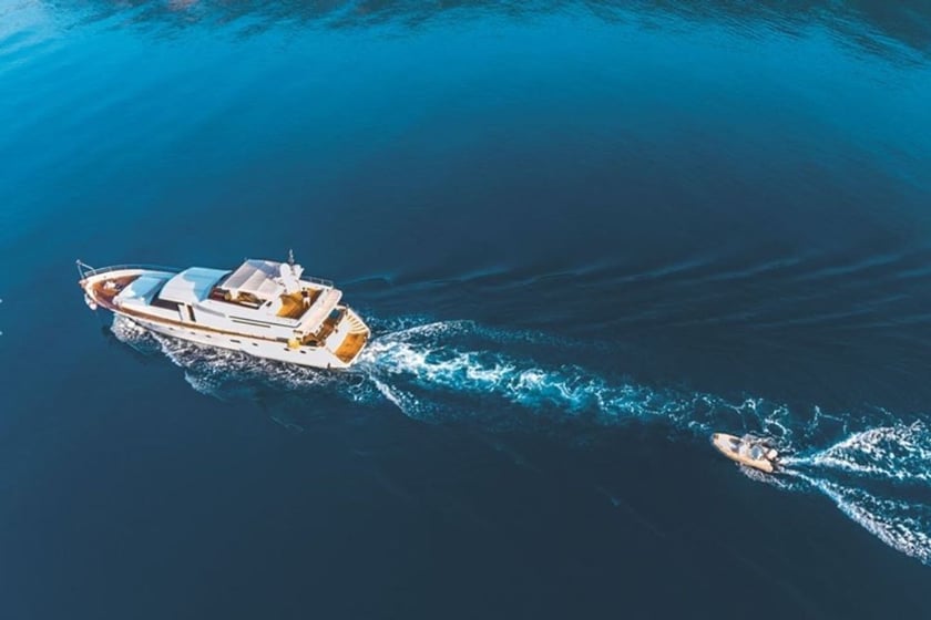 Fethiye Motoryacht 5 Kabine 10 Liegeplätze 12 Gäste 26 m Nummer des Inserats: #30024 3