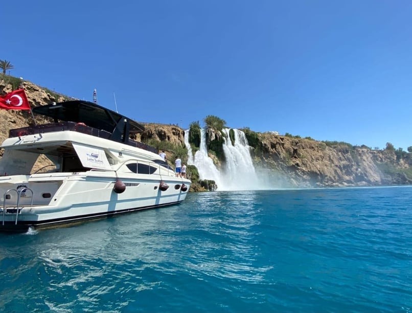 Antalya Motoryacht 3 Kabine 6 Liegeplätze 12 Gäste 17.42 m Nummer des Inserats: #30031 2