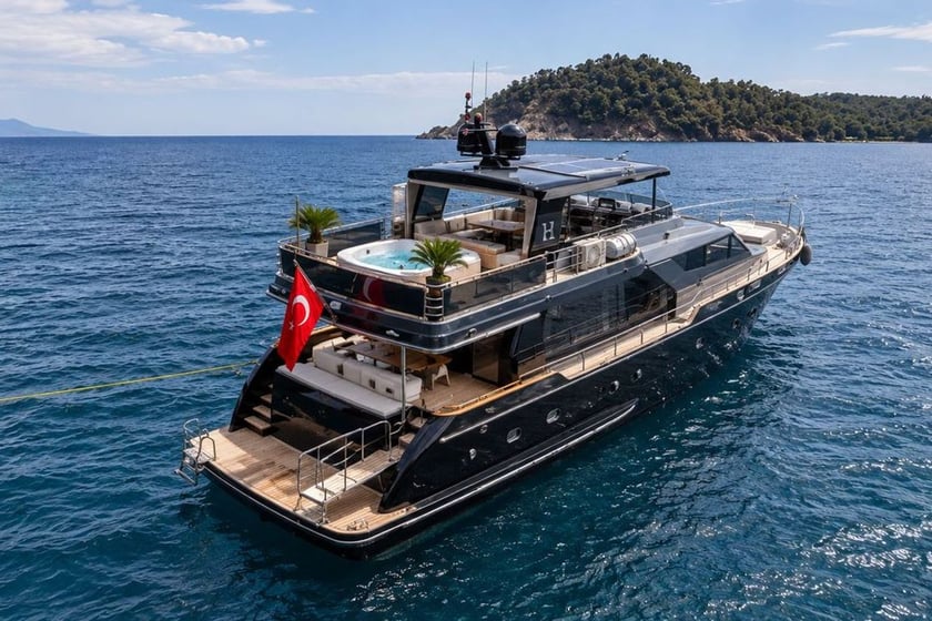 Bebek Motoryacht 4 Kabine 8 Liegeplätze 10 Gäste 27 m Nummer des Inserats: #30032