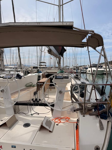 Çeşme - Izmir Provence Segelboot 3 Kabine 6 Liegeplätze 6 Gäste 12.35 m Nummer des Inserats: #30061 5