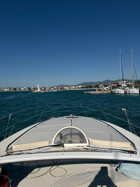Ayvalik Motor Yacht 2 cabin 4 berths 7 guests 12 m Listing Number: #30127 5