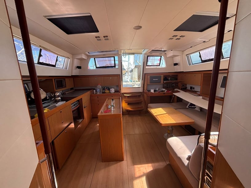 Didim Zeilboot Cabine 4  6  slaapplaatsen 8  gasten 15 m Lijstnummer: #30134 5