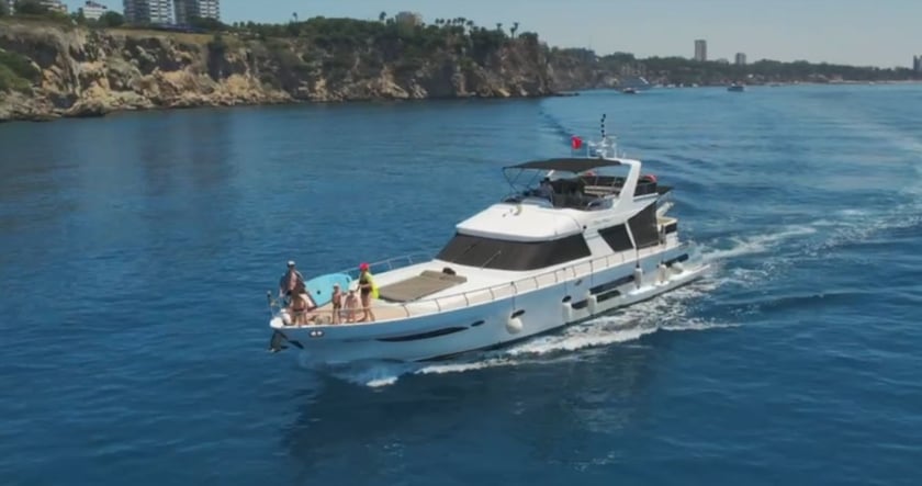 Antalya Yacht a motore cabina 3  cuccette 5  10  ospiti 22 m Numero dell'inserzione: #30186