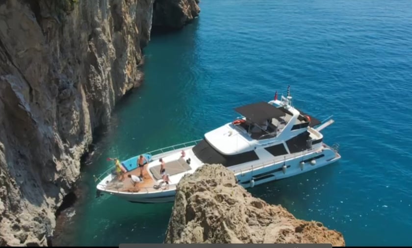 Antalya Yacht a motore cabina 3  cuccette 5  10  ospiti 22 m Numero dell'inserzione: #30186 3