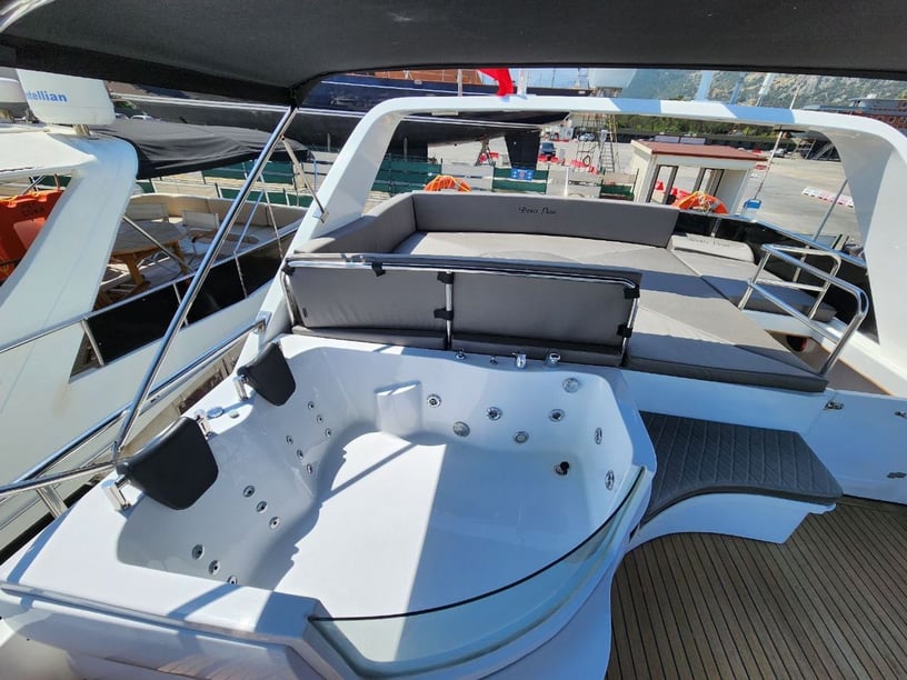 Antalya Yacht a motore cabina 3  cuccette 5  10  ospiti 22 m Numero dell'inserzione: #30186 4