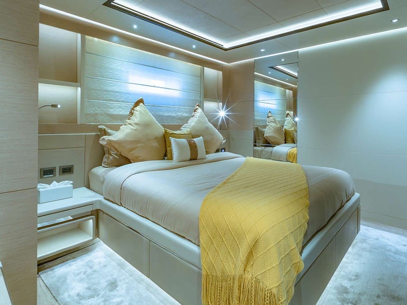 Phuket Motorjacht Cabine 6  12  slaapplaatsen 12  gasten 42.7 m Lijstnummer: #30196 2
