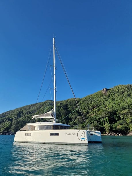 Bonifacio Catamaran Cabine 6 Couchettes 12 Invités 12 15.84 m Numéro de l'annonce: #30247 5