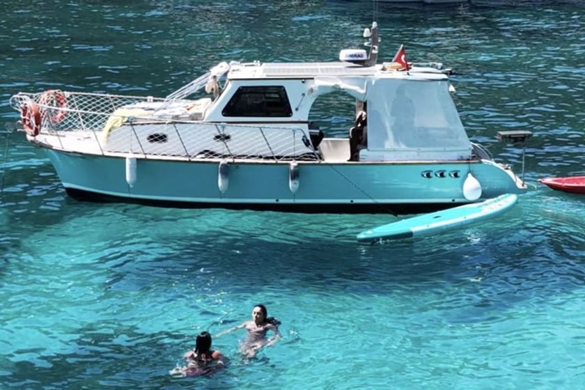 Izmir Yacht à moteur Cabine 2   Invités 9  9.5 m Numéro de l'annonce: #30263