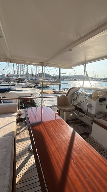 Bodrum Gulet 2 cabin 4 berths 8 guests 17 m Listing Number: #30305 5