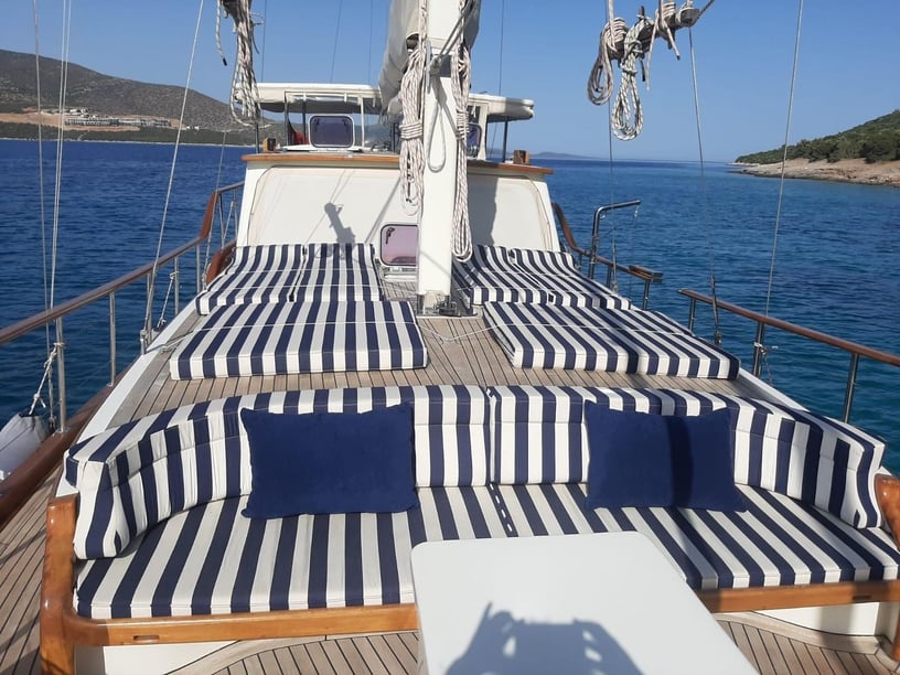Bodrum Gulet 2 cabin 4 berths 8 guests 17 m Listing Number: #30305 4