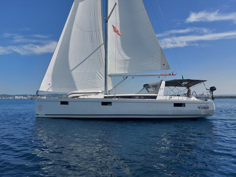 Puntone Sailboat 5 cabin 12 berths 12 guests 14.6 m Listing Number: #3054