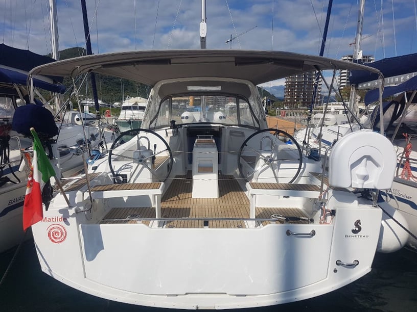 Puntone Sailboat 3 cabin 8 berths 8 guests 11.5 m Listing Number: #3118