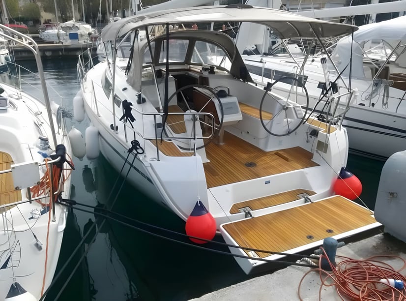 Zadar Sailboat 3 cabin 7 berths 7 guests 11.3 m Listing Number: #3129