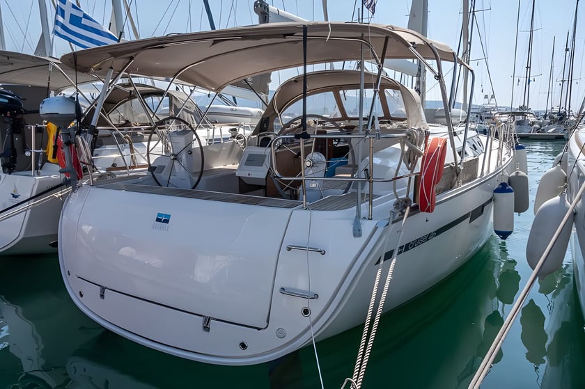 Gouvia Velero Cabina 4  9  literas 9  invitados 14.27 m Número de anuncio: #3171