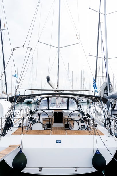 Tourlos Sailboat 4 cabin 9 berths 9 guests 13.98 m Listing Number: #3230 3