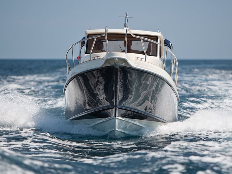 Pula Motorboat 1 cabin 3 berths 7 guests 7.2 m Listing Number: #3334 4