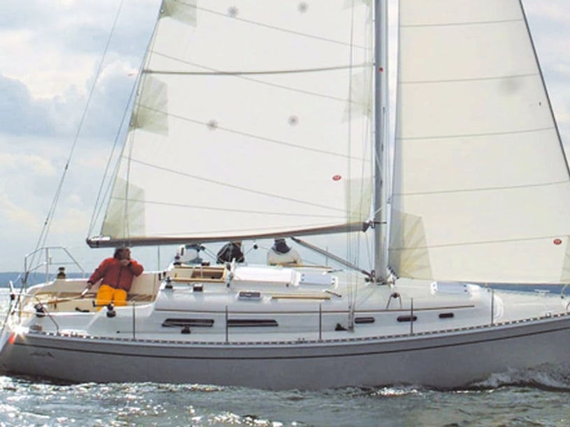 Rome Sailboat 3 cabin 7 berths 7 guests 10.35 m Listing Number: #3369