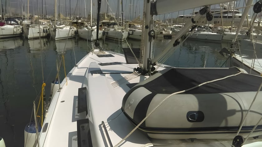 Dubrovnik Sailboat 4 cabin 10 berths 10 guests 13.95 m Listing Number: #3581 4