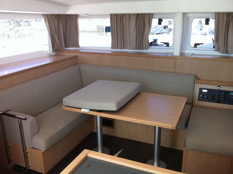 Medulin Catamaran 6 cabin 12 berths 12 guests 11.97 m Listing Number: #3596 2