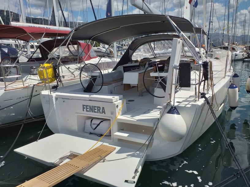 Medulin Sailboat 4 cabin 10 berths 10 guests 13.24 m Listing Number: #3609 5