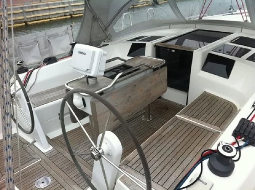 Tallinn Zeilboot Cabine 3  8  slaapplaatsen 8  gasten 11.4 m Lijstnummer: #3639 3