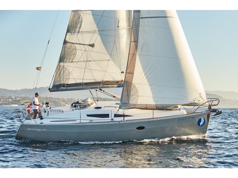 Vigo Sailboat 3 cabin 8 berths 8 guests 9.99 m Listing Number: #3684