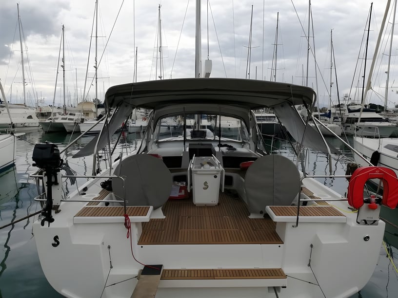 Gouvia Sailboat 6 cabin 12 berths 12 guests 15.94 m Listing Number: #3906 3