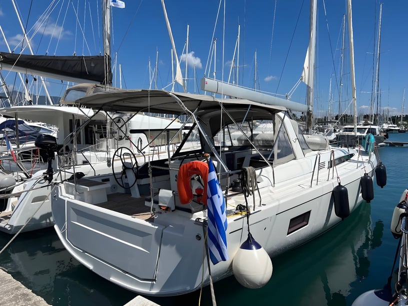 Gouvia Sailboat 6 cabin 12 berths 12 guests 15.94 m Listing Number: #3906 4