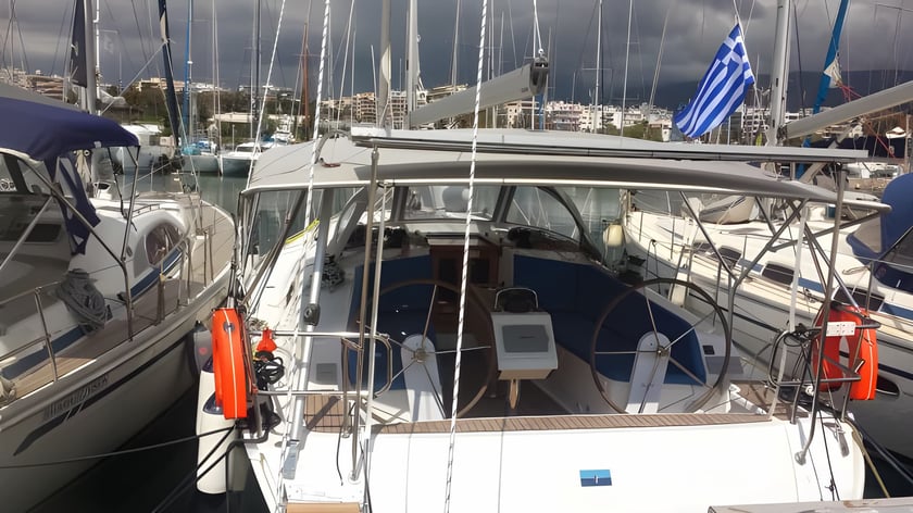 Atenas Velero Cabina 3  7  literas 7  invitados 12.35 m Número de anuncio: #4056