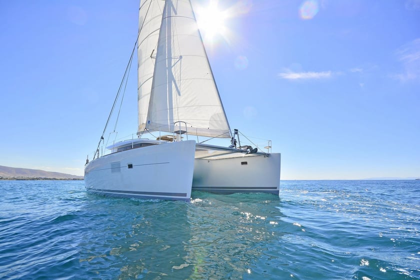 Lefkada Catamaran 6 cabin 10 berths 10 guests 11.97 m Listing Number: #4089