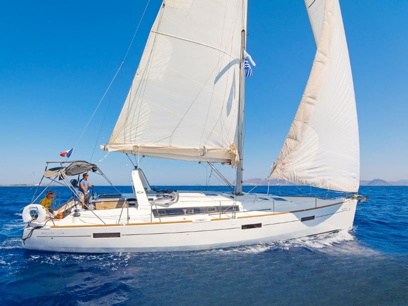 Kos Sailboat 4 cabin 10 berths 10 guests 13.85 m Listing Number: #4096 2